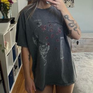 Urban Outfitters | Oversized Graphic Tee